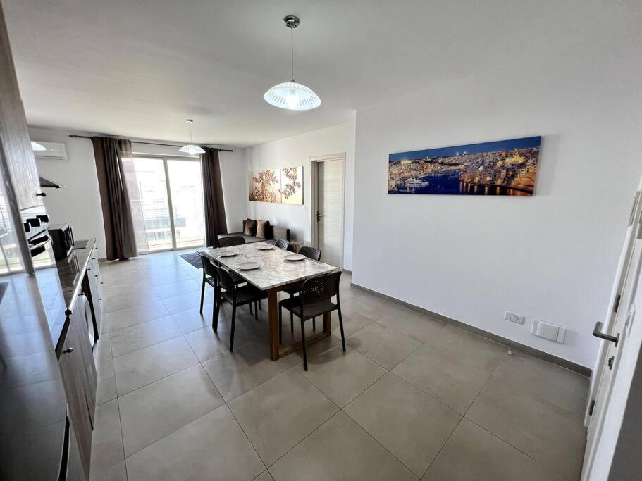Mediterranea 2 Bedroom Smart Apartment St. Paul's Bay Exterior foto